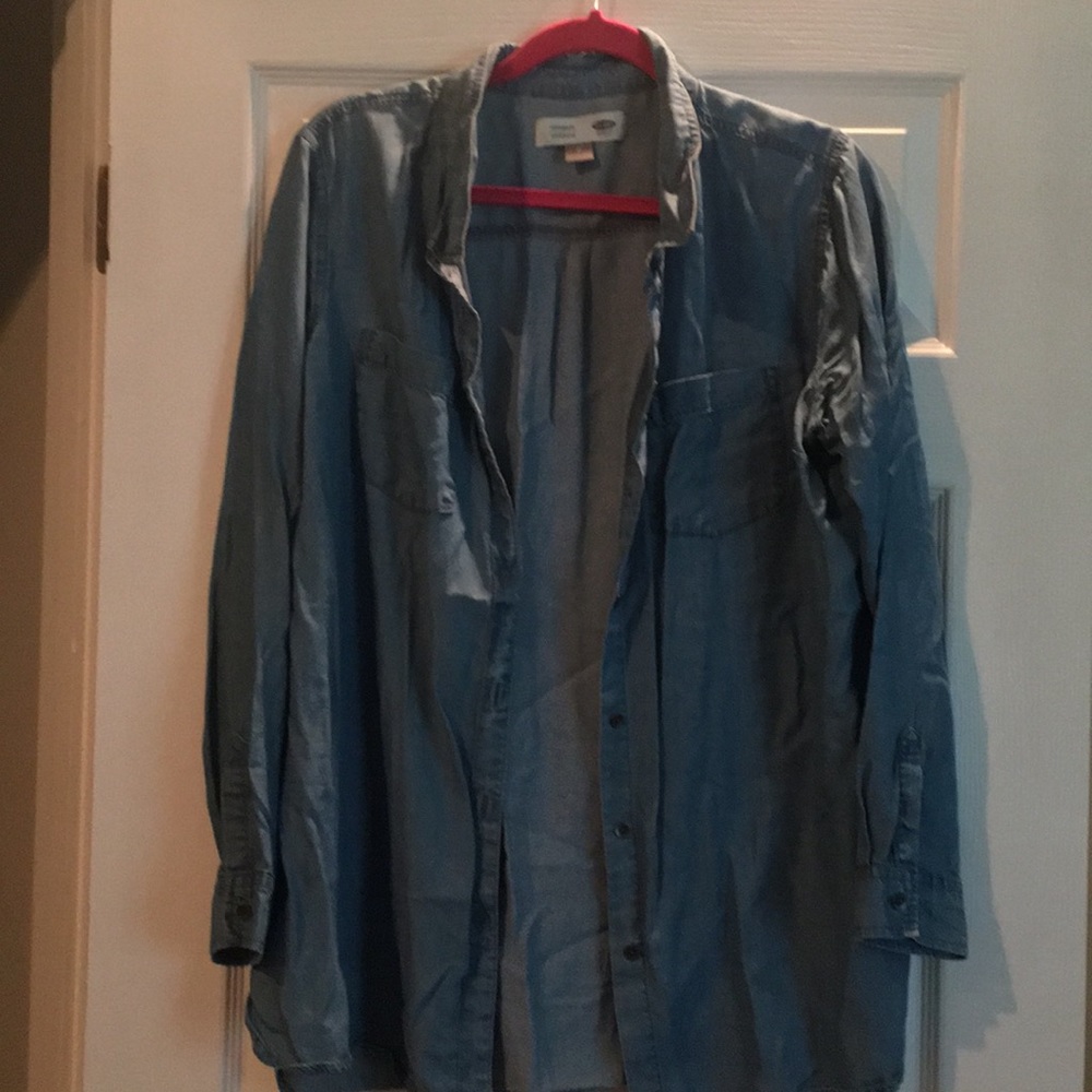Chambray maternity button down top